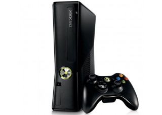 Xbox 360  250 GB F/B s/n 603205 б/у + 100 Игр + 2 Джоя Гарантия 60 дней.