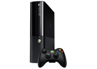 Xbox 360  E 20 gb s/n 1235008 б/у + куча игр + 2 Джоя  Гарантия 30 дней.